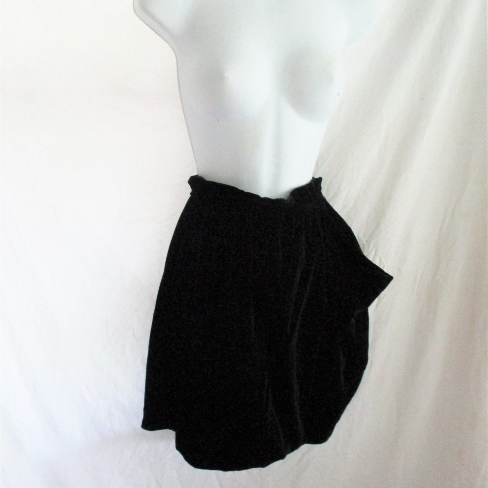 CHLOE FRANCE Pleated Ruched VELVET MINI SKIRT 38 in black